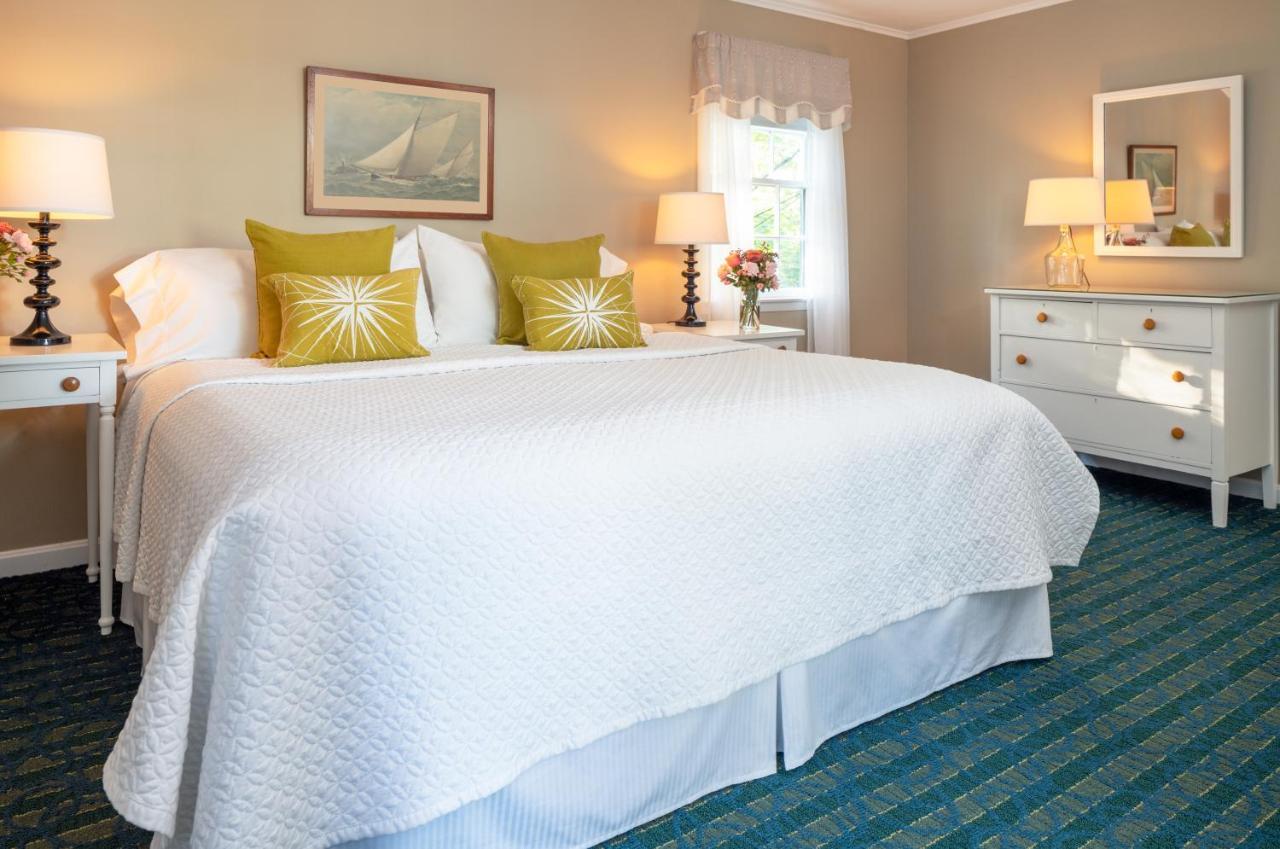 Dockside Guest Quarters Hotel
