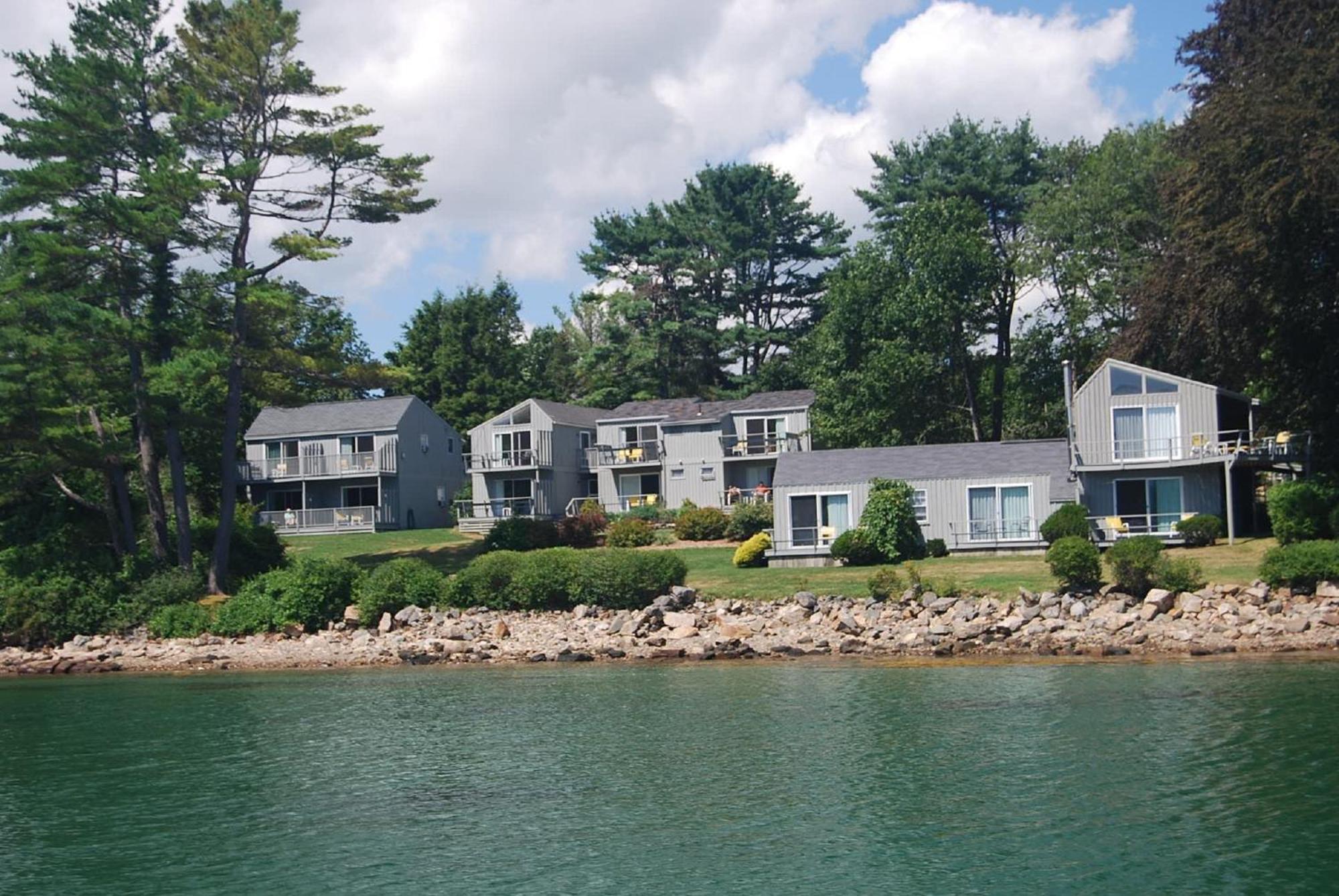 Dockside Guest Quarters Hotel